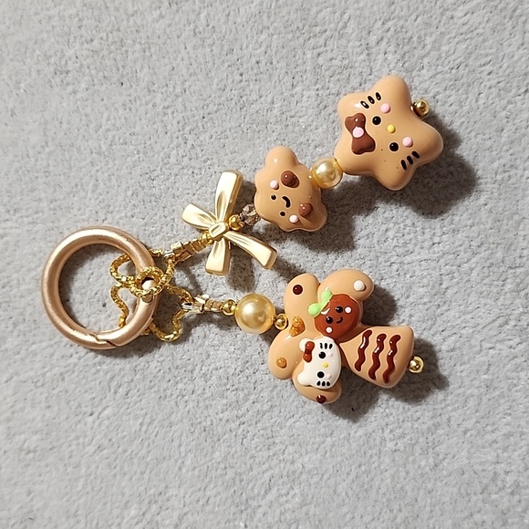 Cute Tan Hello Kitty Keychain Accessory - Picture 1 of 4